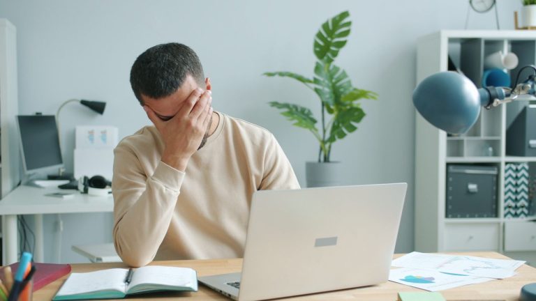 Dépôt de bilan pendant un arrêt maladie